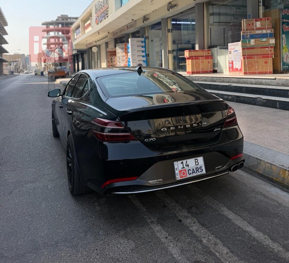 Genesis G70